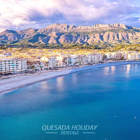 100mts To Beach, Luxury Encanto Appartement