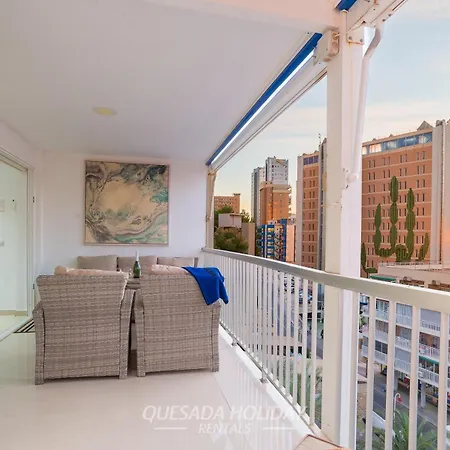 100mts To Beach, Luxury Encanto Appartement *