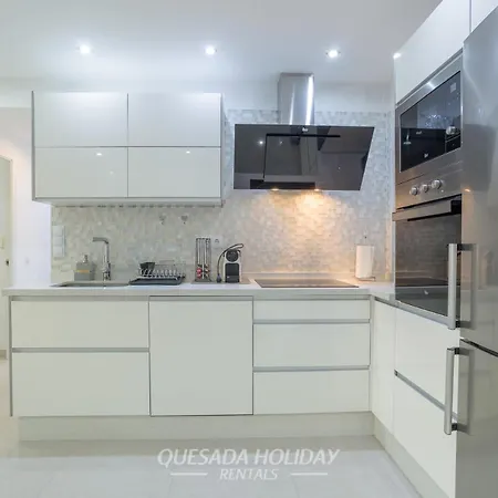 100mts To Beach, Luxury Encanto Appartement Benidorm