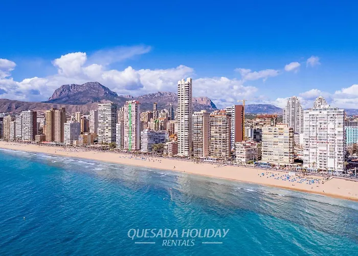 شقة 100mts To Beach, Luxury Encanto بينايدورم