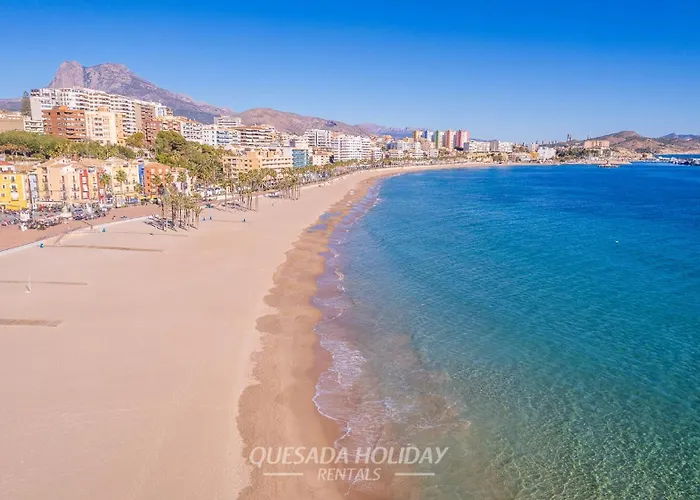 100mts To Beach, Luxury Encanto * بينايدورم