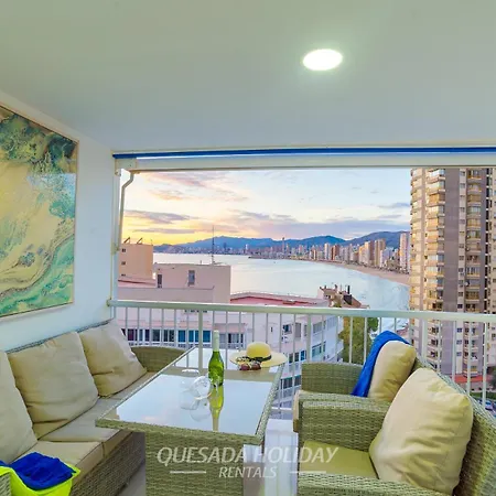 100mts To Beach, Luxury Encanto Apartment
