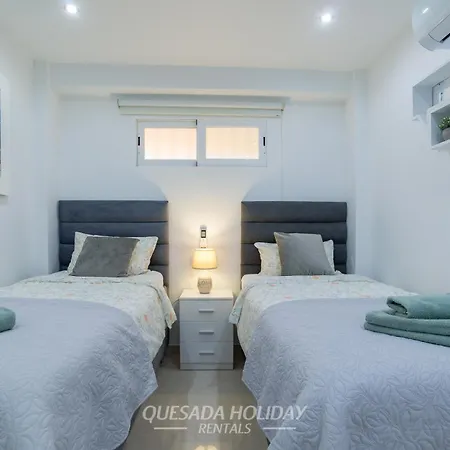 100mts To Beach, Luxury Encanto Apartment